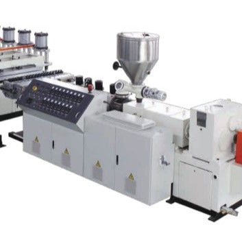 PVC-WPC-Schaumplatten-Extrusionslinie für die Blechproduktion mit nicht anwendbarem Schraub L/D-Verhältnis