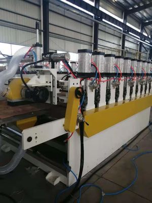 PVC-WPC-Schaumplatten-Extrusionslinie für die Blechproduktion mit nicht anwendbarem Schraub L/D-Verhältnis