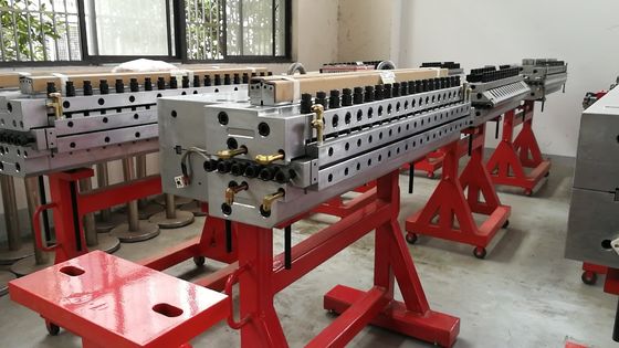 1000 mm Plastikfoam Board Einkanalform mit Polierplattierung