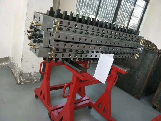 1000 mm Breite P20 Einkanalform für die Herstellung von individuell angepassten Möbelplatten