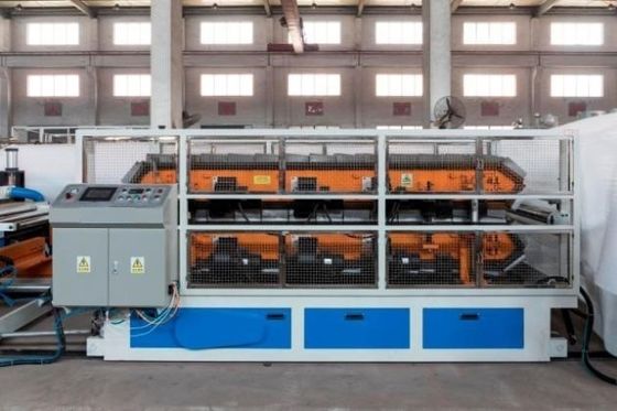 PVC-Dachfliesen-Extrusions-Produktionslinie für die Herstellung von Dachplatten