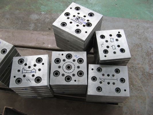 PVC-Fensterrahmenprofil Extrusionsformen Werkzeuge EKO für hohe Produktivität und Effizienz