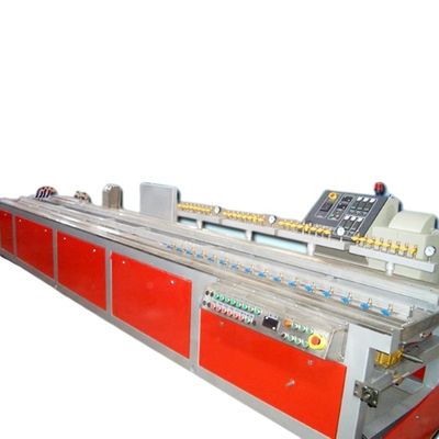150-200 kg/h Kapazität Hochgeschwindigkeitskonische Zwillingschraubmaschine für Holz-Plastik-Extruder