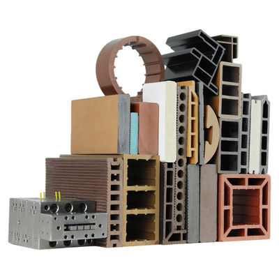 Holz-Kunststoff-Verbundwerkstoff-Boden-Extruder-Maschinenlinie mit 150-200 kg/h Kapazität