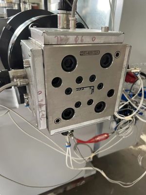 Silberveredelung UPVC Türrand Band Form mit kundenspezifischem Design und 3CR17 Material