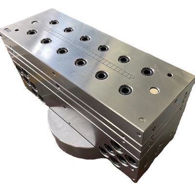 Schimmelform für die Extrusion von PVC-Fensterprofilen in Silberfarbe