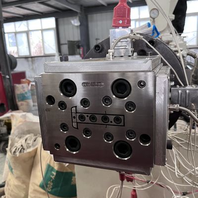 Hochmoderne Extrusionsmaschine für Fenster- und Türprofile aus PVC für Haushaltsprodukte