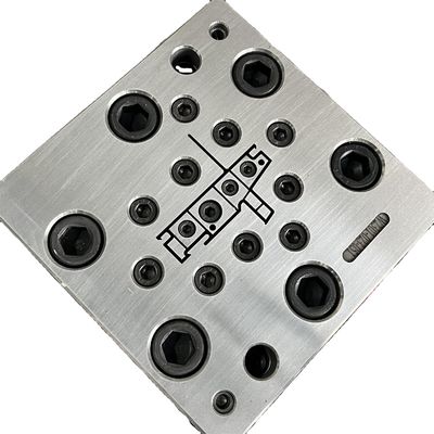 Kunden Größe 80 Serie UPVC Fensterprofil in Silber für Fensterrahmenform