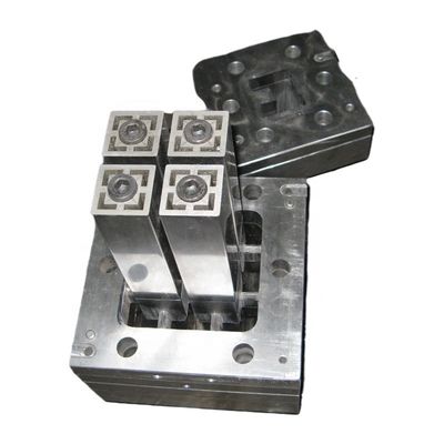 WPC PE PP Profile Extrusionsdüsendesign-Form für Silber-Haushaltsprodukt