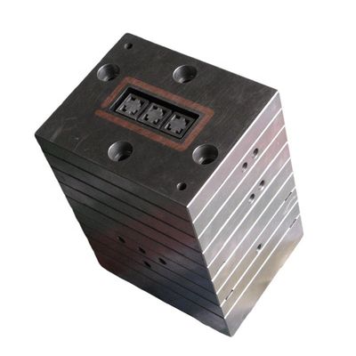 WPC PE PP Profile Extrusionsdüsendesign-Form für Silber-Haushaltsprodukt