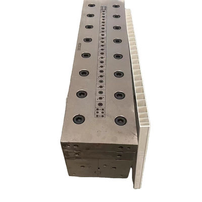 Elektroplattierung Polierbehandlung 3CR17 UPVC Hohlplattenform für Tür- und Wandplatten