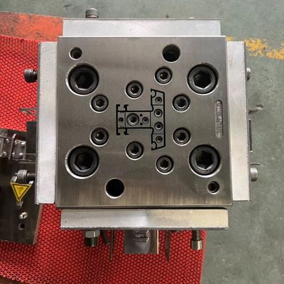 Produktmaterial UPVC Türformung Extrusion PVC Profilform mit erschwinglichen Kosten