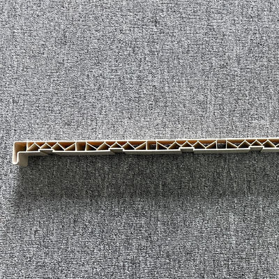 1 Kavitätsform Maßgeschneiderte PVC WPC Hohl Türbrett Extrusionsform und Profile Form