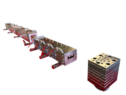 1-Hohlräumige PVC-Profilform für Holzkornwirkung Europäisches Design in individueller Größe