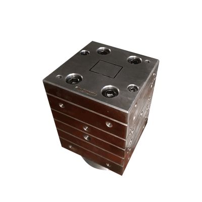 3CR17 Formenmaterial Hohle Gitterplattenformen für die Herstellung von Tür- und Wandplatten aus UPVC