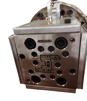 3CR17 Formenmaterial Hohle Gitterplattenformen für die Herstellung von Tür- und Wandplatten aus UPVC