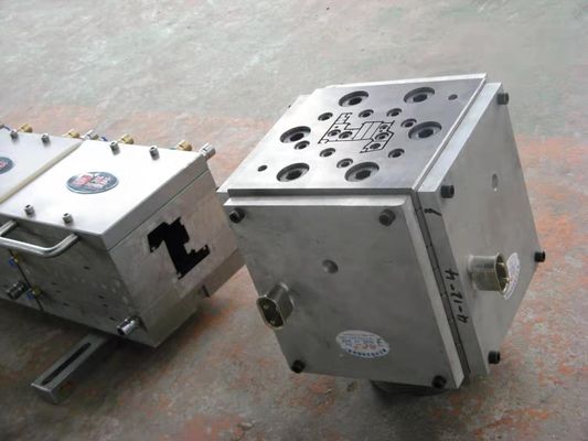 Extrusion von Profilteilen aus PVC für die Elektroplattierung und Polierung