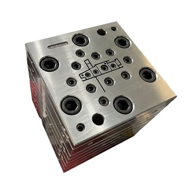 Kundengröße PVC-Profil-Extrusionsform für Fenster- und Türproduktionslinie