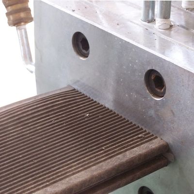 Silberne WPC-PVC-Rohr- und Profilextrusionsform für AutoCAD-Software