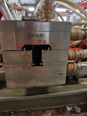 Elektroplattierung, Polieren, Extrusionsform für eine glatte und präzise Formierung von PVC-Produkten