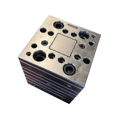 Silber-PVC-Profile für Elektroleitungen Extrusionsform für Kundenanforderungen
