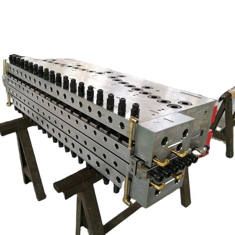 1000 mm Breite P20 Einkanalform für die Herstellung von individuell angepassten Möbelplatten