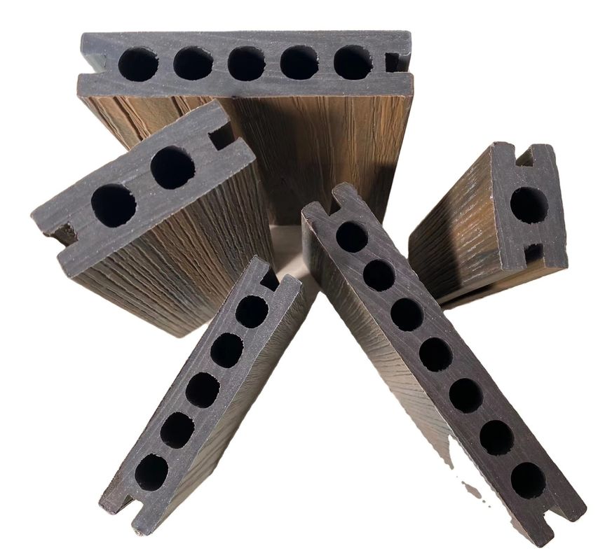AutoCAD Designed PE Decking und Wandplatten Formen Extrusionswerkzeuge für Profilfenster